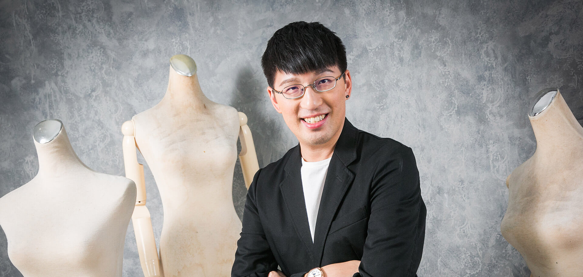 用服裝說自己的故事-APUJAN品牌設計師詹朴 - 〔商業周刊 X 江詩丹頓 FiftySix〕 - One of not Many卓爾不群